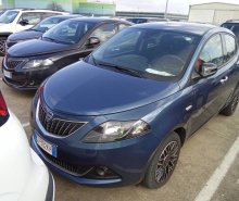 LANCIA Ypsilon 1.0 firefly hybrid Platino s&s 70cv