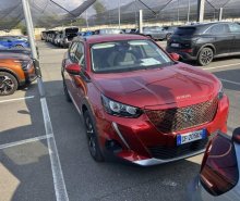 PEUGEOT e-2008 - Motore Elettrico 136cv (100 kW) ALLURE PACK