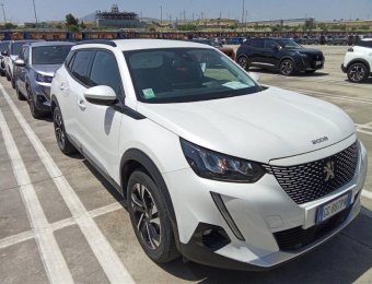 PEUGEOT e-2008 - Motore Elettrico 136cv (100 kW) ALLURE PACK