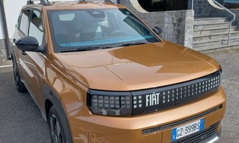FIAT Grande Panda 44 kWh La Prima