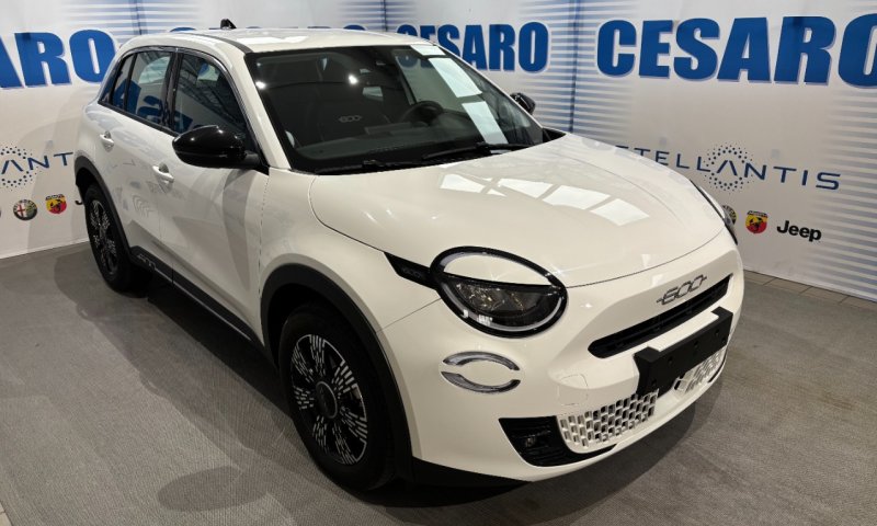 FIAT 600 1.2 hybrid 110cv auto