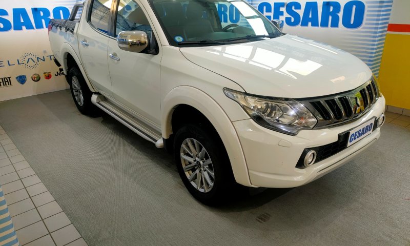 MITSUBISHI L200 d.cab 2.4d Intense 4wd 181cv auto N1