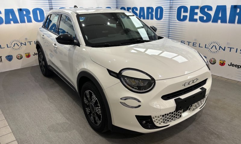 FIAT 600 1.2 hybrid 110cv auto