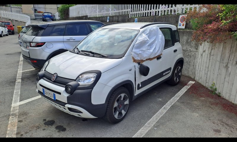 FIAT New Panda 1.0 hybrid 70cv City Cross 5 posti