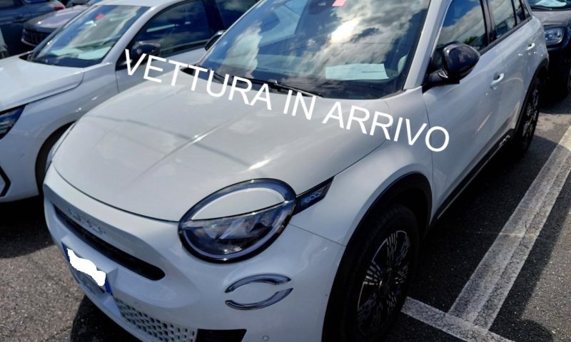 FIAT 600 1.2 hybrid 145cv auto
