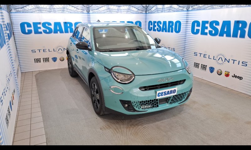 FIAT 600 1.2 hybrid 145cv auto